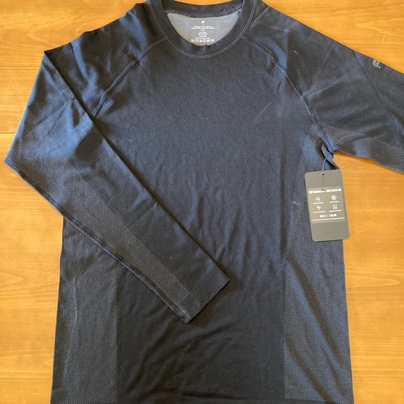 Fabletics Training Day Long Sleeve NWT - Picture 1 of 5